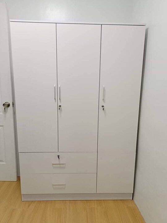 Tailee Furniture WD-320 Multi-functional Wardrobe Cabinet with 3 Doors ...