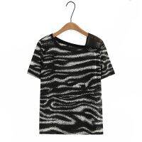 【มีไซส์ใหญ่】Plus Size XL-4XL Womens V-neck Summer Black Shirts Oversized A-line Cute Printed Female Tops