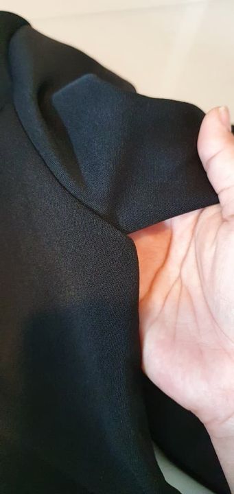 สูทสีดำผ้านาโนนิ่มยืดมีฟองน้ำมีกระเป๋าล้วงได้พร้อมส่งจากไทยงานไทยทรงสวย
