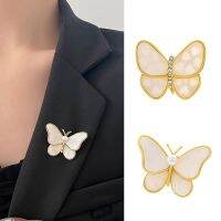 [COD] Brooch Fritillary Fashion Temperament Accessories Corsage Pin