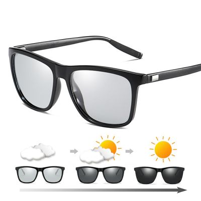 VIVIBEE Color Change Grey Frame Photochromic Polarized Sunglasses Men Square Classic Chameleon Glaases Transition Lens Eyewear