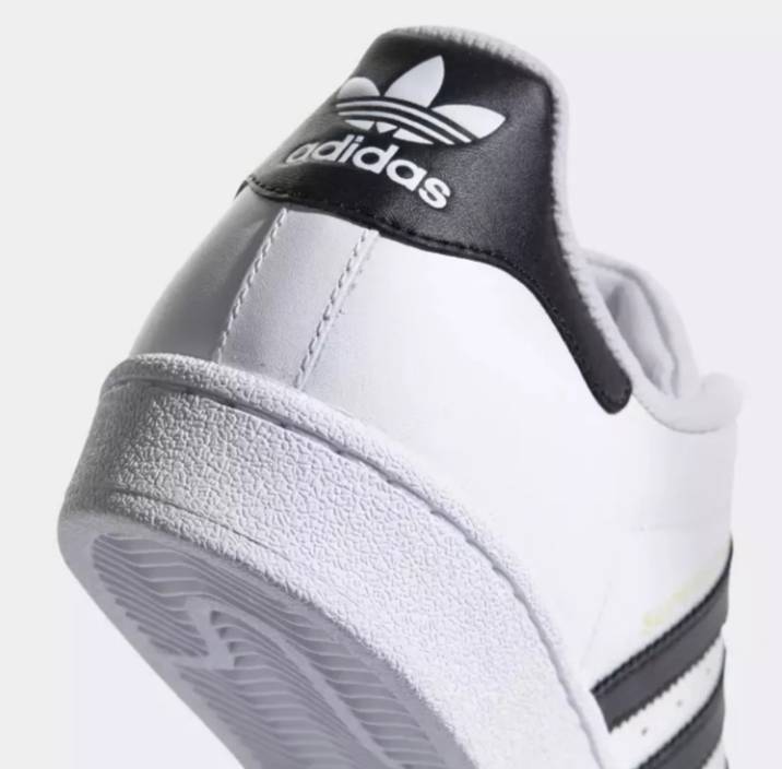 รองเท้าผ้าใบ-adidas-superstar