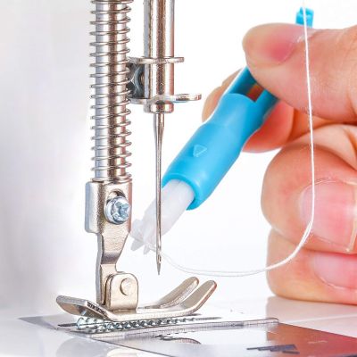 Sewing Machine Needle Threader Stitch Insertion Tool Automatic Threader Quick Sewing Threader Needle Changer Hold Needles Firmly Spine Supporters