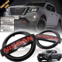 ** ของแท้ **โลโก้ NISSAN สีแดง แบบมีขา และแบบแปะ สำหรับ นิสสัน นาวารา NISSAN NAVARA PRO4X 2021+ สีดำ จำนวน 2 ชิ้น