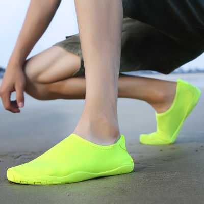 Light Swimming Shoes for Man Solid Color Women Aqua Shoes Quick-Drying Water Shoes Uni Zapatos De Mujer Beach Water Shoes