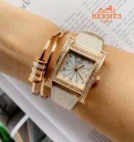 นาฬิกาข้อมือ HERMES  - นาฬิกาสายเลส - ขนาดหน้าปัด 27 mm สินค้ามีถ่าน ผ้าเช็ค ถุงผ้าแถมให้นะคะ