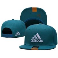 AdidasNEW หมวกแก๊ป3D หมวกเบสบอลชายและหญิงชายคาปรับได้ฮิปฮอปคู่