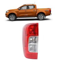 เสื้อไฟท้าย โคมไฟท้าย รุ่น นิสสัน นาวาร่า NISSAN NAVARA NP300 ปี 2015 - 2018 ข้าง ซ้าย ไม่รวมชุดหลอดไฟ และสายไฟ ใสได้ทั้ง 4 ประตู ตอนเดียว แค๊ป สีแดง