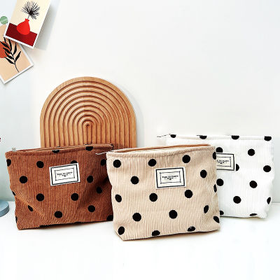 Leisure Organizing Bag Fashion Matching Cosmetic Bag Washing Bag Retro Polka Dot Makeup Bag Dispensing Wash Bags