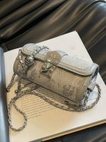 This years popular niche design bags 2023 new womens bags versatile chain crossbody bag fashion super hot small square bag 【JYUE】