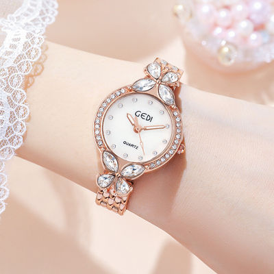 นาฬิกาแฟชั่นผู้หญิง2023ใหม่แฟชั่นกันน้ำนาฬิกาผู้หญิงรูปกลีบดอกไม้สายเหล็ก Rhinestone ขนาดใหญ่ INS นาฬิกาควอตซ์