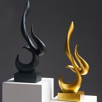 Home Decor Abstract Moltres Statue Modern Living Room Cabinet Ornaments Aesthetic Office Computer Desk Accessories Resin Crafts