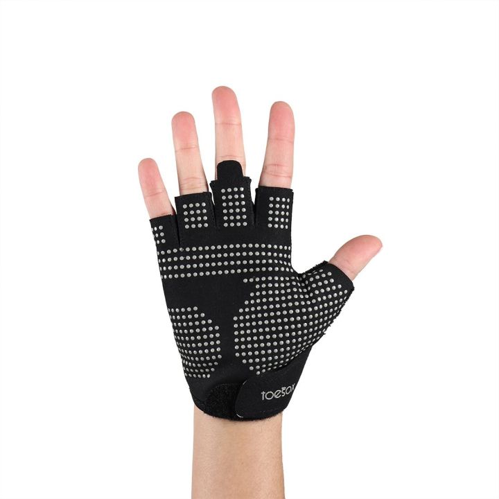 tavi-noir-แทวี-นัวร์-ถุงมือกันลื่นครึ่งนิ้ว-รุ่น-half-finger-grip-gloves