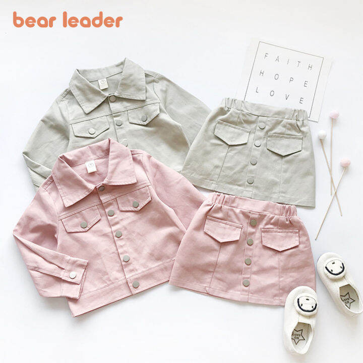 bear-leader-2023ฤดูใบไม้ผลิฤดูใบไม้ร่วงเด็กใหม่ชุดเสื้อผ้าน่ารักเด็กผู้หญิงเสื้อโปโลเสื้อคอปกแขนยาว-กระโปรงสั้นสองชิ้น