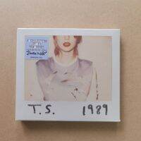 เทย์เลอร์ Swift-1989ประกอบด้วย13 CDs ในสต็อก