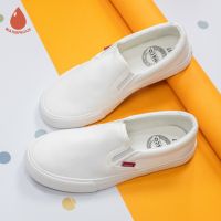 ✨Hot Sale! Kim&amp;Co. รองเท้าผู้ชาย รองเท้าผ้าใบกันน้ำ รุ่น KF008M มี 3 สี ได้แก่ สีขาวล้วน สีขาว บริการเก็บเงินปลายทาง รองเท้าผ้าใบ ผช ผญ