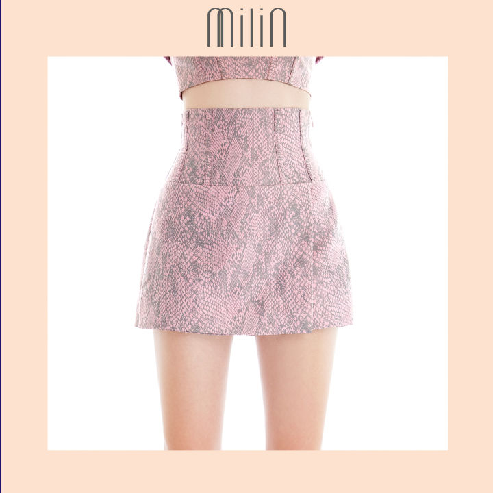 milin-high-waisted-shorts-with-wrap-front-กางเกงขาสั้นเอวสูงแต่งโครงช่วงเอว-target-shorts