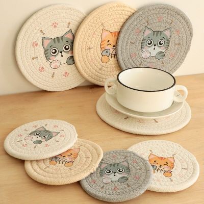 Round Hand-woven Coaster Cartoon Cat Printed Cotton Linen Table Insulation Pad High Temperature Pot Mat Placemat