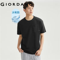 GIORDANO ผู้ชายเทคโนโลยีขั้นสูงความรู้สึกเย็นน้ำแข็งออกซิเจนเย็นกระเป๋าถักป้ายทอเสื้อยืดคอกลมหลวม Free Shipping 01023423