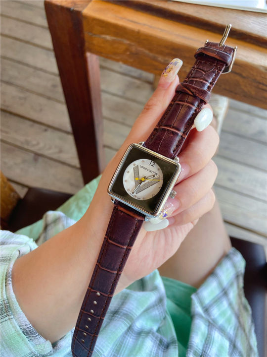 lvs-นาฬิกาแฟชั่นลำลองสำหรับผู้หญิง-all-match-girl-สายรัดข้อมือแบบคลาสสิกหน้าปัดสี่เหลี่ยมนาฬิกาสามสายหนังนาฬิกาทุกวัน2021