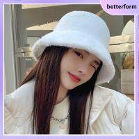 BETTERFORM ขนเฟอร์เทียม หมวกทรงถัง นุ่มนุ่มๆ สีทึบทึบ หมวกแก๊ปทรงแบน ของขวัญสำหรับเด็ก อบอุ่นและอบอุ่น หมวกฤดูหนาวหมวก ผู้หญิงผู้หญิงผู้หญิง