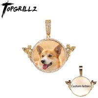 เครื่องประดับสร้อยคอ ZOE Necklace】 TOPGRILLZ จี้รูปถ่ายตามสั่งจี้ทรงกลมประดับเพชร CZ พร้อมนางฟ้าสำหรับผู้ชายเครื่องประดับสำหรับผู้หญิง