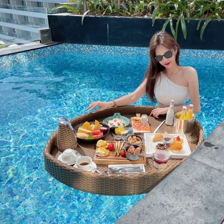 bali-internet-celebrity-swimming-pool-floating-breakfast-plate-villa-hotel-homestay-creative-shooting-rattan-art-tray