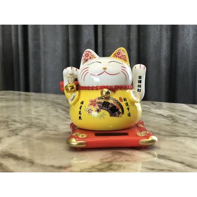 สินค้าใหม่ Lucky Cat แมวกวักญี่ปุ่น แมวกวักนำโชค พลังงานแสงอาทิตย์ ทำจากเซรามิค แมวกวัก ขนาดสูง 14cm สีเหลือง