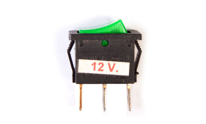spdt-on-off-switch-12v-3-pin-green-cosw-0405