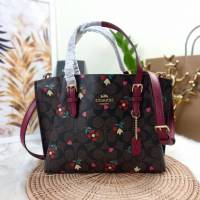 Factory C4250 MOLLIE TOTE 25 IN SIGNATUE CANVAS WITH HEART FLORAL