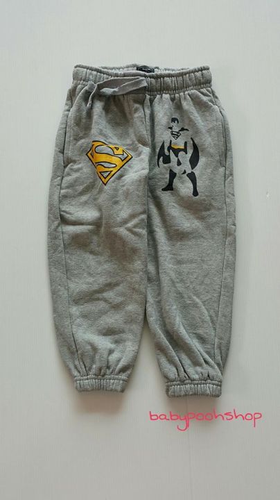 GapKids : กางเกงขาจั๊ม สกรีนลาย Superman สีเทา เนื้อผ้าหนา ด้านในเป็นผ้าสำลี