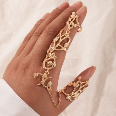 New Hollow Flower Chain Open Finger Rings for Women Punk Two Link Ring Jewelry Party Gift Adhesives Tape