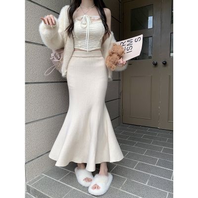 เวอร์ชั่นเกาหลี เทรนด์แฟชั่น เสื้อผ้าผู้หญิง เอวสูง สีพื้น อ่อนโยน บาง กระโปรงถักมิดิ กระโปรง V728