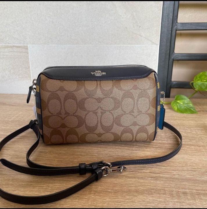 COACH BENNETT CROSSBODY IN SIGNATURE CANVAS