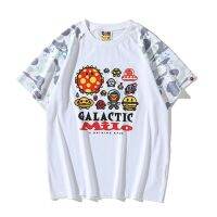 ► Tide แบรนด์ BAPE Babymalo Galaxy Astronaut เรืองแสงเสื้อยืดแขนสั้นเด็กชายลายพรางแขนแร็กแลนฤดูร้อน