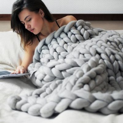 Hand Knitted Throw Blanket Thick Bulky Knitting Yarn Soft Warm Sleep Mat Travel Fleece Mesh Portable Car Travel Cover Blanket