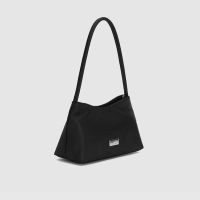 Uniqlo womens bag 2023 summer new casual underarm bag high-grade texture simple fashion zipper shoulder small square bag