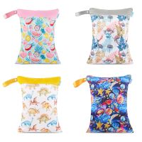 hot！【DT】☌  HappyFlute New 30x40CM Wet Dry 2 Zippered Wetbag Handle Reusable Cartoon Pattern Baby Diaper