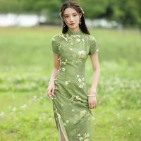 【LZ】▫  Cheongsam estampado com flor verde vintage feminino elegante vestido chinês de fenda lateral Qipao vestidos de aniversário para meninas magras verão 2022