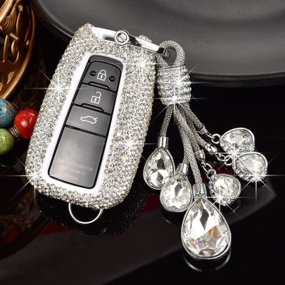 Fashion Luxury Womens Sparkling Diamond For Toyota Remote Control Car Key Cover Chain Prius Camry Corolla CHR RAV4 Land Cruiser