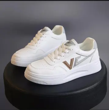 Jual Sepatu Louis Vuitton Slip on Premium Import - Sepatu Sneakers Wanita -  Sepatu Casual Wanita - Sepatu Slipon Wanita - Sepatu LV Wanita di lapak  TokoBeliBeli