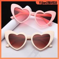 YIJIAN1984918 เครื่องประดับสำหรับผู้หญิง ผู้หญิง Clout Goggle แว่นตา แว่นกันแดดวินเทจ แว่นกันแดดรูปหัวใจ ป้องกัน UV400