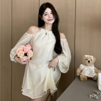 พร้อมส่ง ? ??? Weens dress เดรสแขนยาวสีครีมผ้าขีฟองเปิดไหล่ (IN38162)