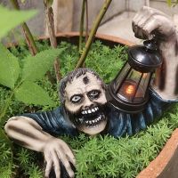 【YP】 Lantern Resin Decoration Garden Terror Sculpture