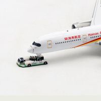 1:400 Scale Small Size Airplane Boeing Airbus Model Trailer Tow Truck For Aircraft Tractor Vehicle Scene Display Toy Model