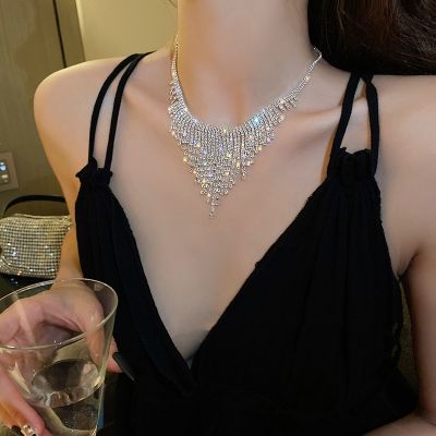 2021 New Fine Long Tassel Shiny Crystal Fresh Pendant Necklaces For Women Temperament Hyperbole Style Necklace Jewelry Gifts
