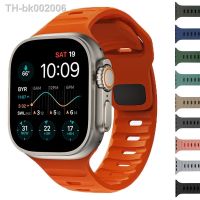 ▩♝✇ Soft Silicone Strap For Apple Watch Band Ultra 49mm 44mm 45mm 42mm 41mm 42mm 38mm sport Watchband iwatch Serise 8 7 6 5 bracelet