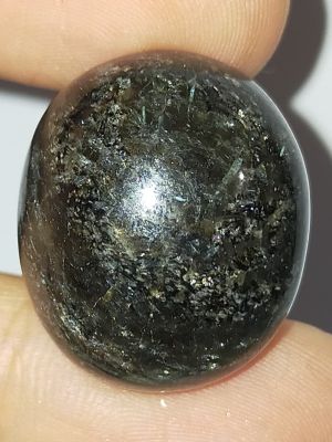 พลอย หลังเบี้ย นัมไมท์ นุมไมต์ ธรรมชาติ แท้ ( Natural Nuummite) หนัก 52.80 กะรัต