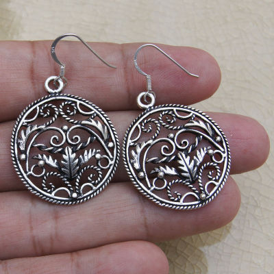 Thai design earrings 925 sterling silver ลวดลายไทย น่ารักทำจากมึอลวดลายไทยตำหูเงินสเตอรลิงสวยของฝากที่มีคุณค่า สวยเด่น สดุดตา