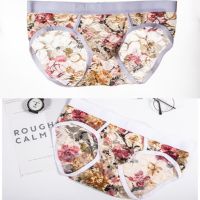 Mens Lace Underwear Printed Briefs Transparent Underwear European Size Pants Style Breathable Young Mens Underwear